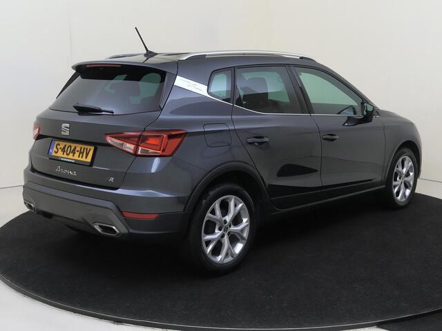 Seat Arona 1.0 TSI FR | Cruise control | Lane assist | 2-zone airco | Sfeerverlichting | Parkeersensoren achter | Carplay | DAB+ radio |