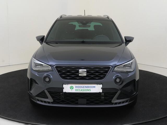 Seat Arona 1.0 TSI FR | Cruise control | Lane assist | 2-zone airco | Sfeerverlichting | Parkeersensoren achter | Carplay | DAB+ radio |