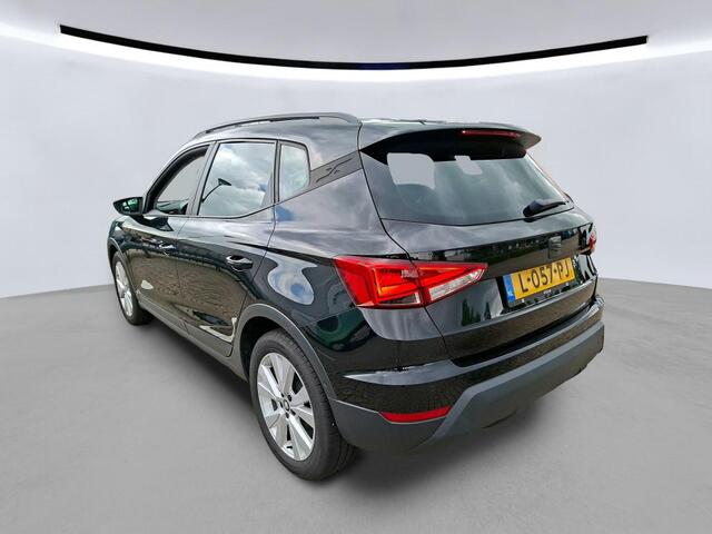 Seat Arona 1.0 TSI Style Business Intense Plus / ADAPTIVE CRUISE/ PARK.SENSOREN V+A/ CAMERA/ STOELVERWARMING/ KEYLESS/ DIGITAL DASH/ NAVI/ CLIMA