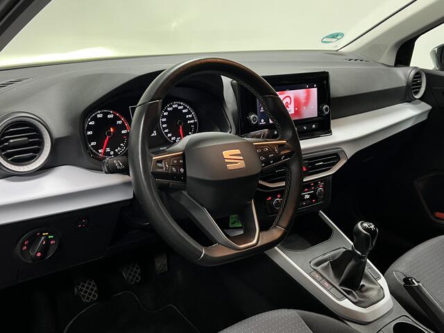 Seat Arona 1.0 TSI Style | NAVI | CRUISE CONTROL | TREKHAAK | CARPLAY |