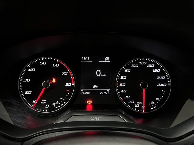 Seat Arona 1.0 TSI Style | NAVI | CRUISE CONTROL | TREKHAAK | CARPLAY |