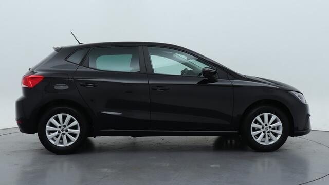 Seat IBIZA 1.0 EcoTSI 95pk Style Business Connect / Navigatie / Stoelverwarming / Parkeersensoren