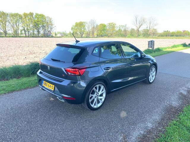 Seat IBIZA 1.0 EcoTSI FR 81 KW / 110 PK Apple Carplay / Anroid
