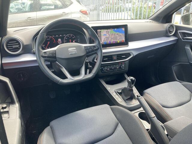 Seat IBIZA 1.0 EcoTSI FR Business Intense · Navigatie · Camera + parkeersensoren · Stoelverwarming ·