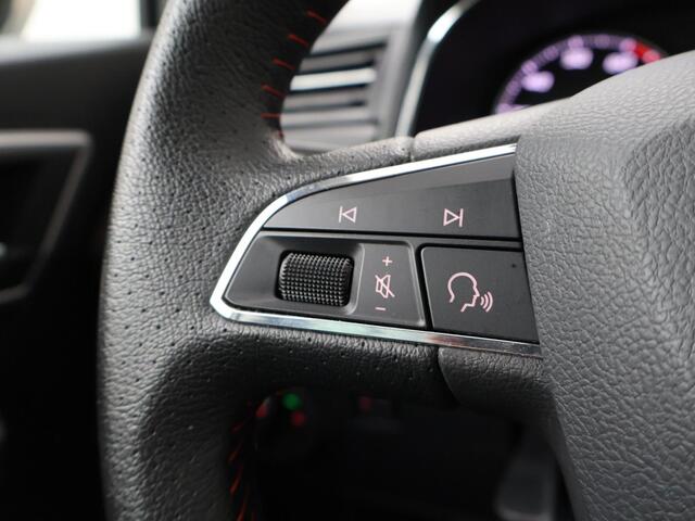 Seat IBIZA 1.0 TSI FR Business Intense | 95 PK | Navigatie | Achteruitrijcamera | Parkeersensoren | Cruisecontrol