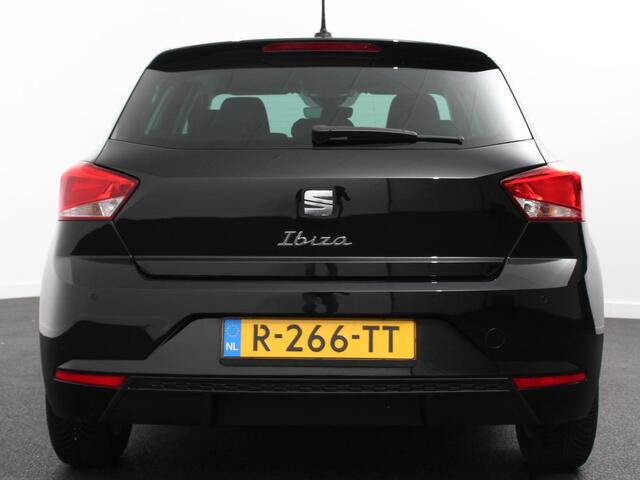 Seat IBIZA 1.0 EcoTSI Style Business Connect Climate control Cruise control Stoel verwarming Parkeersensor achter Apple Carplay/ Android Auto