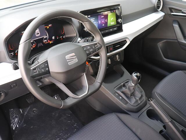 Seat IBIZA Style Plus 1.0 70 kW / 95 pk EcoTSI Hatchback 5 de | Cruise control | 15" lichtmetalen velgen | Apple CarPlay(TM) & Android Auto(TM)