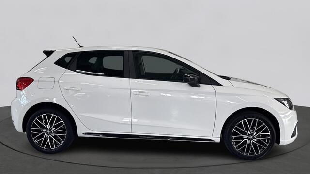 Seat IBIZA 1.0 EcoTSI 4.OH! Edition