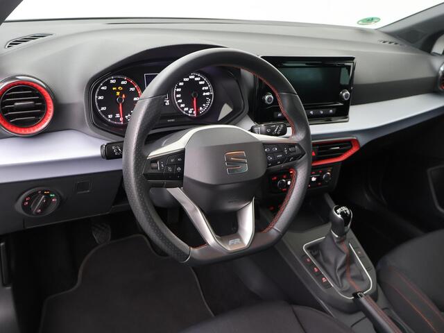 Seat IBIZA 1.0 EcoTSI FR | 95 PK | Multifunctioneel stuurwiel | Parkeersensoren | Cruisecontrol |