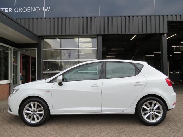 Seat IBIZA 1.0 ECOTSI STYLE CON / Navi / Cruise / Sportvelgen