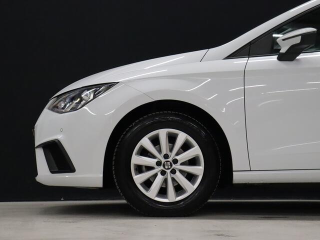 Seat IBIZA 1.0 TSI Style Business Intense [TREKHAAK, APPLE CARPLAY, ANDROID, CAMERA, PDC V+A, CRUISE, CLIMATE, NIEUWSTAAT]
