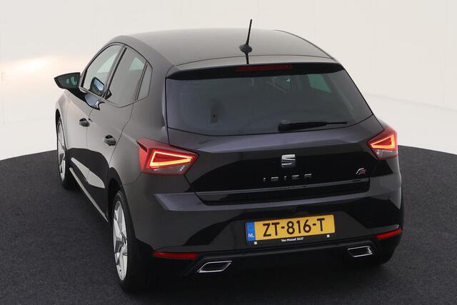 Seat IBIZA 1.0 TSI FR Business Intense / CAMERA/ VIRTUAL COCKPIT/ NAVI/ GETINT GLAS/ CLIMA/ 17" LMV