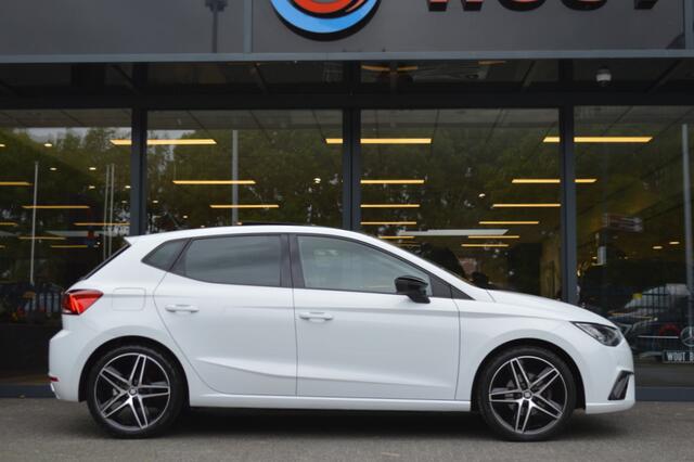Seat IBIZA 1.5 TSI 150 PK EVO FR Led Panorama Acc Camera CarPlay Pdc