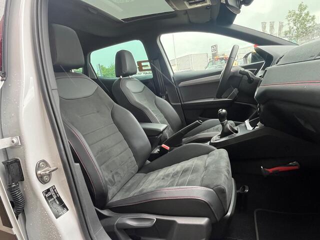Seat IBIZA 1.0 TSI FR Business Intense Plus / Pano. / Full Led / Camera / Navi. / Stoelverw. / Beats / 18'' LMV /