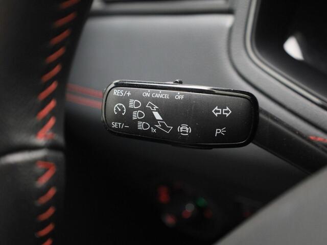 Seat IBIZA 1.0TSI/95PK FR Business Intense · Navigatie · Trekhaak · Camera + Parkeersensoren