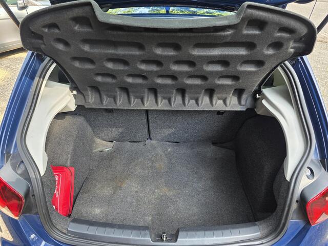 Seat IBIZA 1.0 MPI Reference **5DRS-BLEUTOOTH-AIRCO**
