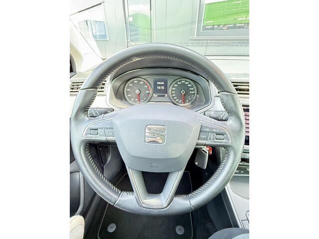 Seat IBIZA 1.0 TSI 95 PK Style Business Intense 95 PK | Navigatie | Apple CarPlay | Android Auto | Parkeersensoren | Camera | Lichtmetalen velgen | Cruise control | Privacy glas | Climate control |