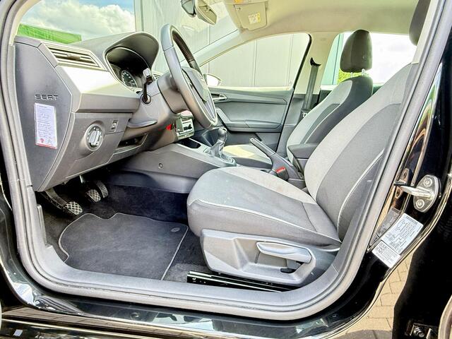 Seat IBIZA 1.0 TSI 95 PK Style Business Intense 95 PK | Navigatie | Apple CarPlay | Android Auto | Parkeersensoren | Camera | Lichtmetalen velgen | Cruise control | Privacy glas | Climate control |