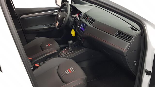 Seat IBIZA 1.0 TSI 110pk DSG FR | Climate Control | Parkeer sensoren | Verwarmde voorstoelen | DAB | Lichtmetalen velgen
