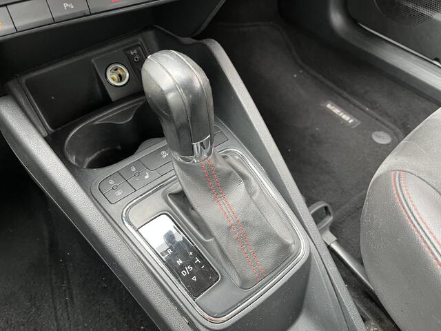 Seat IBIZA 1.0 EcoTSI FR Connect / AUTOMAAT/ XENON/ ALCANTARA/ PARK. SENSOREN V+A/ STOEL VERWARM./ SPORT RIJ-MODUS/ BLUETOOTH/ AUX/ NAVI/ AIRCO/ CRUISE CONTROL/ 17'' LMV