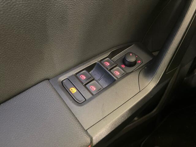 Seat IBIZA 1.0 TSI FR Business Intense Plus CRUISE NAVI CLIMA 18" PDC 1/2 LEDER ALCANTARA VIRTUAL 17DKM