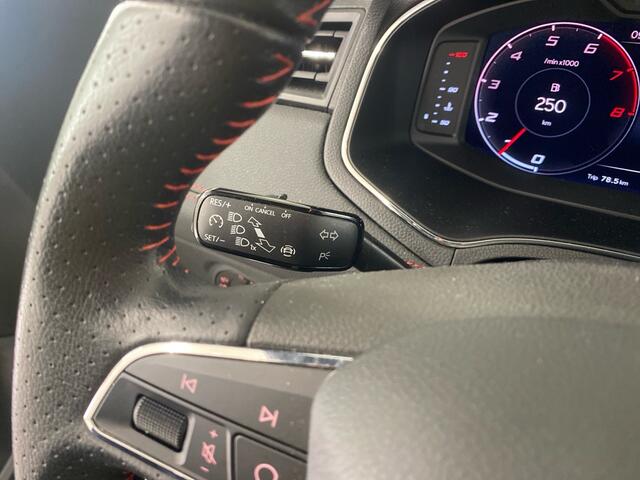 Seat IBIZA 1.0 TSI FR Business Intense Plus CRUISE NAVI CLIMA 18" PDC 1/2 LEDER ALCANTARA VIRTUAL 17DKM