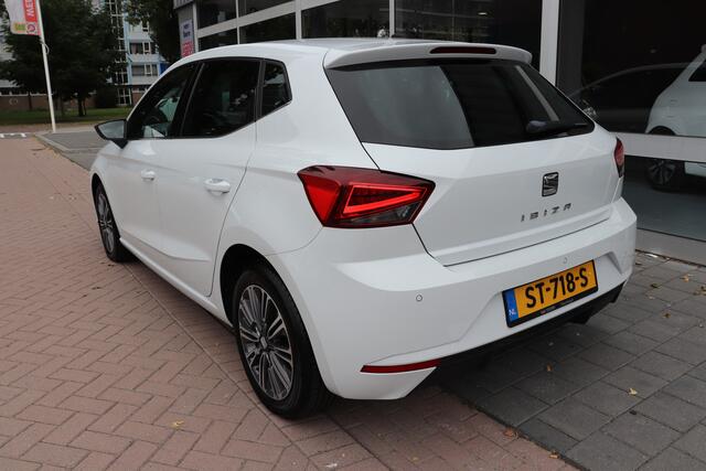Seat IBIZA 1.0 TSI Excellence. Navigatie.
