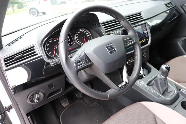 Seat IBIZA 1.0 TSI Excellence. Navigatie.