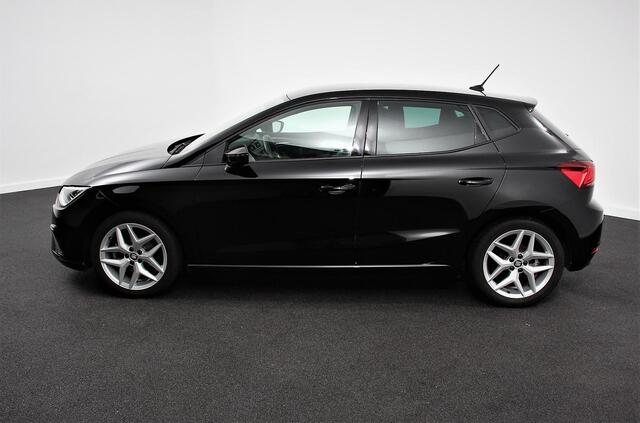 Seat IBIZA 1.0 TSI 110pk DSG FR | Navigatie | Apple Carplay / Android Auto | Climate Control | Adaptive Cruise Control | Stoelverwarming | Privacy Glass | Lichtmetalen Velgen |