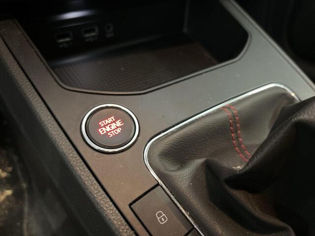 Seat IBIZA 1.5 TSI 150pk EVO FR Business Intense · Camera · Apple/Android Car Play · Navigatie · P-Sensoren · Keyless · 17'' Inch ·