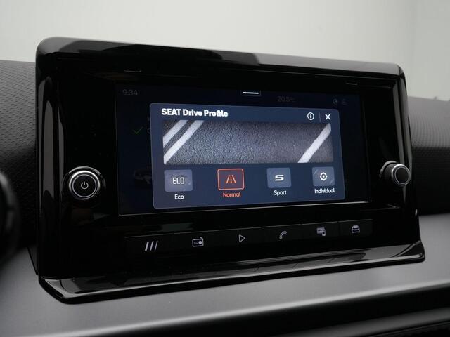 Seat IBIZA 1.0 EcoTSI 115 pk FR Anniversary /Limited Edition/ | LED koplampen | Kuipstoelen | 18 inch Cosmo | Apple CarPlay & Android Auto |