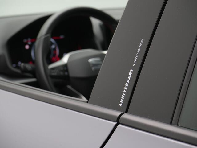 Seat IBIZA 1.0 EcoTSI 115 pk FR Anniversary /Limited Edition/ | LED koplampen | Kuipstoelen | 18 inch Cosmo | Apple CarPlay & Android Auto |