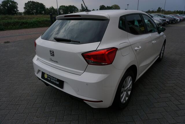 Seat IBIZA 1.0 TSI FR 110PK STYLE - CAMERA - PDC V+A - APPLE CARPLAY/ANDROID - ADAPT. CRUISE- STOELVERWARMING - DAB+ - LANE ASSIST - L.M. VELGEN - PRIVACYGLAS - BLUETOOTH DEALER ONDERHOUDEN - PERFECTE STAAT