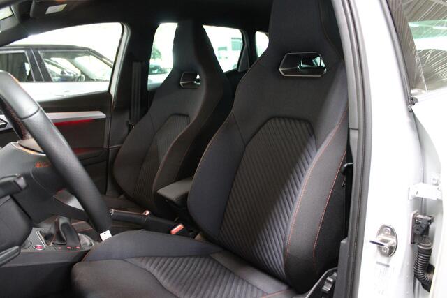 Seat IBIZA 1.0 EcoTSI FR 115pk 5 jaar garantie / Full Led / Side Assist / Navigatie / Camera / Keyless /