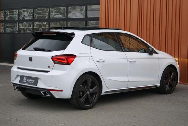 Seat IBIZA 1.0 TSI FR BLACK EDITION DSG 110PK Panodak Alcantara Virtual LED Camera Beats ACC