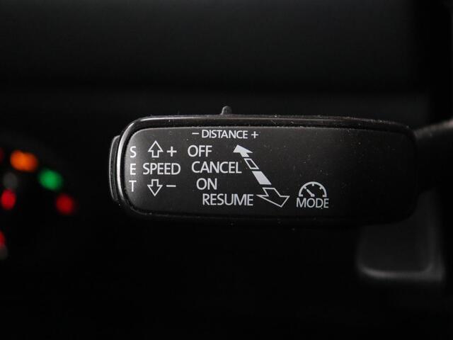 Seat IBIZA 1.0 TSI FR Limited Edition | Panoramadak | Stoelverwarming | Leder/Alcantara | Adaptive cruise | Camera | Beats Pack | Virtual Cockpit | Full LED | 18'' | Keyless | Navigatie | Climate control