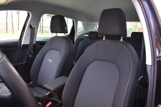 Seat IBIZA 1.0 EcoTSI Style Business Connect Parkeersensoren / Apple- android Carplay /