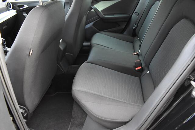 Seat IBIZA 1.0 EcoTSI Style Business Connect Parkeersensoren / Apple- android Carplay /