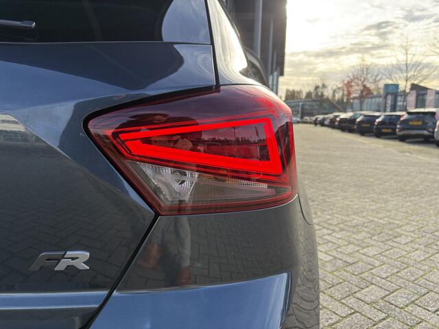 Seat IBIZA 1.5 TSI 150 pk Sport DSG | Carplay | Climate Control | 17" Lichtmetalen velgen |