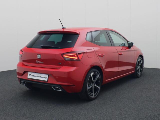 Seat IBIZA 1.0 EcoTS 110pk DSG FR Business Intense · Navigatie · Apple/Android Car Play · Camera + Parkeersensoren · Clima · Stoelverwarming ·