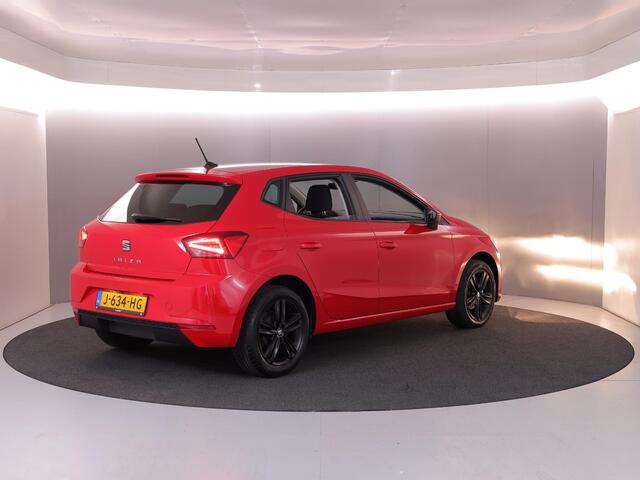 Seat IBIZA 1.0 TSI Style Business Intense 95 pk | Navigatie | Parkeersensoren | Achteruitrijcamera | Autom. airco | Apple Carplay/Android Auto |