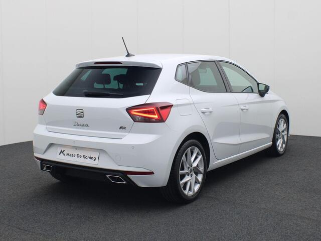 Seat IBIZA 1.0TSI/95PK FR · Navigatie · Apple Car Play · Parkeersensoren · Garantie tot mei 2028 of 80000km.