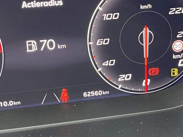 Seat IBIZA 1.0 EcoTSI FR Business Intense / FABRIEKSGARANTIE T/M 2-2027/ FULL LINK/ STOELVERWARM./ PARK.SENSOREN V+A/ CAMERA/ ACC/ DIGITAL DASH/ DAB/ NAVI/ RIJ-MODI/ LANE-ASSIST/ LED/ CLIMA/ ISOFIX/ 17'' LMV