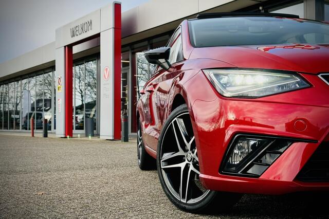 Seat IBIZA 1.0 TSI FR Business intense | PANO | CAMERA | LED | 18 INCH