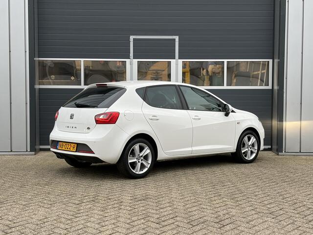 Seat IBIZA 1.0 EcoTSI FR Connect | Xenon | Parkeer sensoren | Cruise |