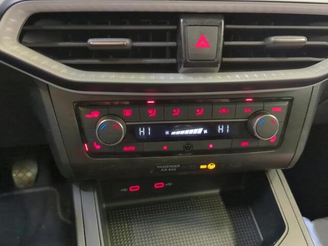 Seat IBIZA 1.0 EcoTSI Style Business Intense Navigatie Apple Carplay/Android Auto Parkeersensoren Virtual Cockpit Cruise Control Stoelverwarming Full Led Climate Control