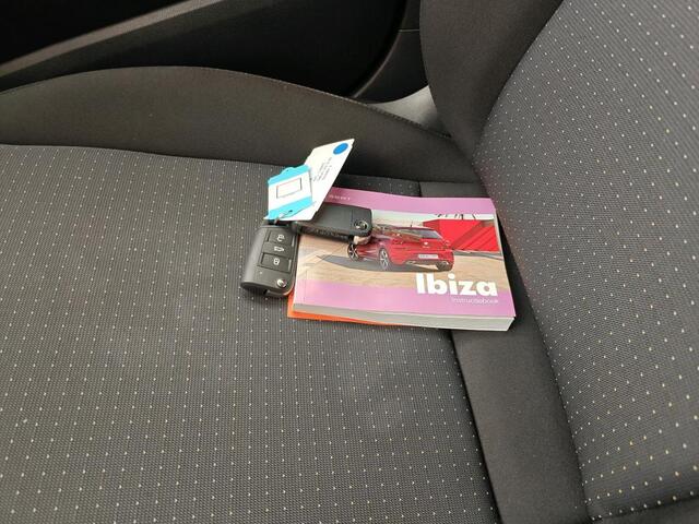 Seat IBIZA 1.0 TSI Style / PARK. SENSOREN/ FULL LINK/ AIRCO/ 15" LMV