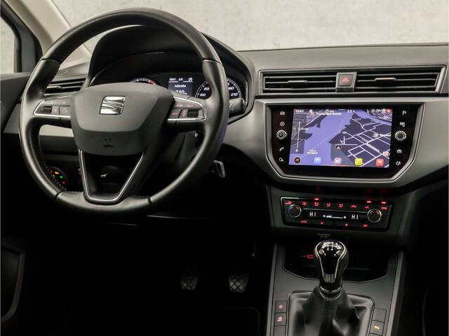 Seat IBIZA 1.0 TSI Sport (APPLE CARPLAY, GROOT NAVI, CLIMATE, CAMERA, SPORTSTOELEN, GETINT GLAS, PARKEERSENSOREN, CRUISE, NIEUWSTAAT)