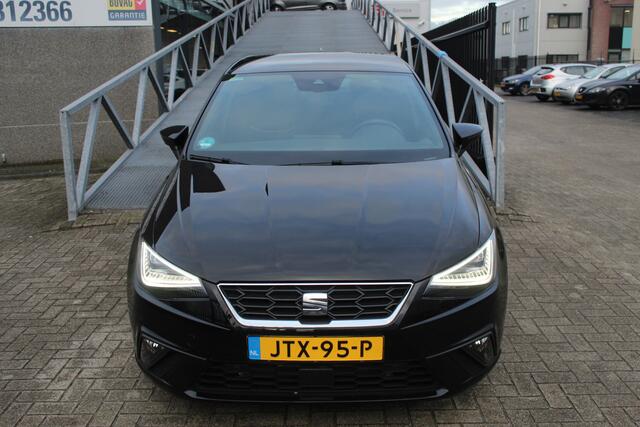 Seat IBIZA 1.0 EcoTSI FR Automaat / Cruise control adaptief / Navigatie / Climate control / Achteruitrijcamera / Stoelverwarming / Parkeersensoren rondom / Digital dashboard / Lane assist /