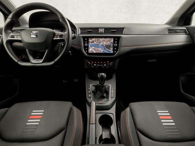 Seat IBIZA 1.0 TSI FR Intense Sport (APPLE CARPLAY, GROOT NAVI, CLIMATE, MODE KNOP, CAMERA, SPORTSTOELEN, GETINT GLAS, PARKEERSENSOREN, LM VELGEN, ZWART HEMEL, NIEUWSTAAT)